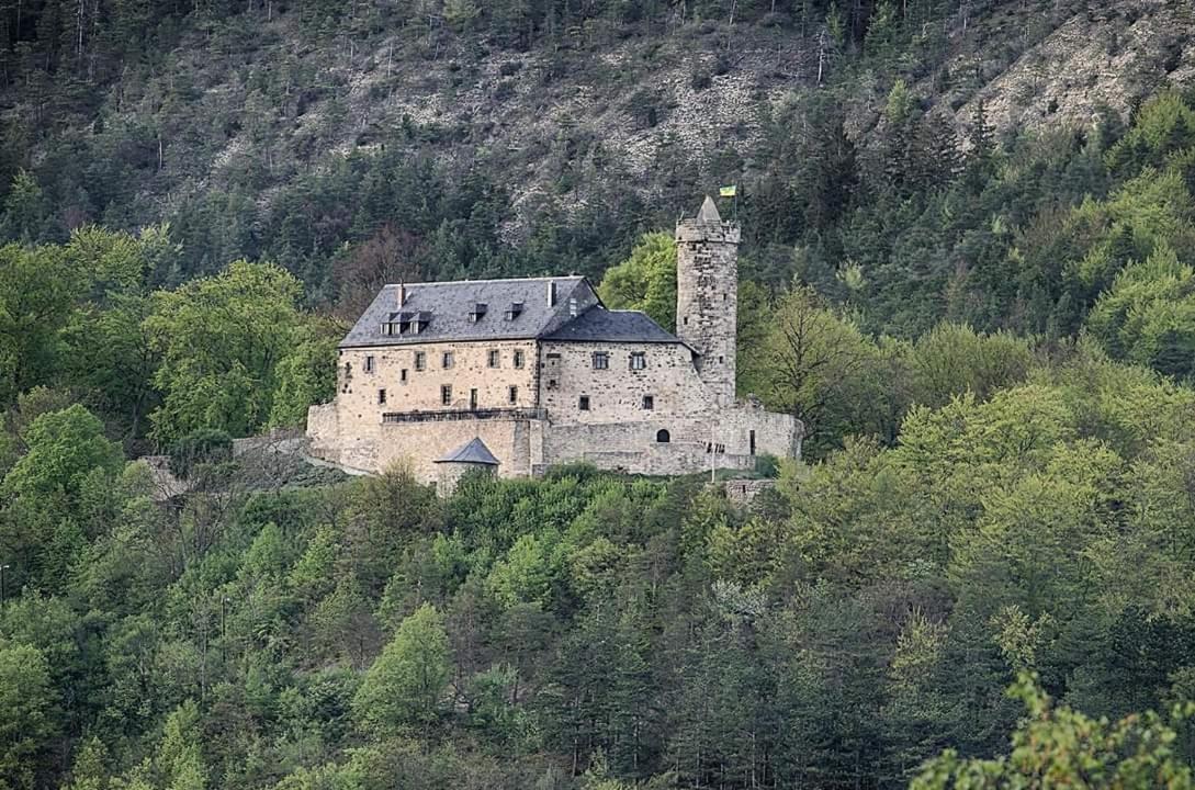 Bungalow Schwarzatalblick In Bad Blankenburg Ortsteil Boehlscheiben Экстерьер фото